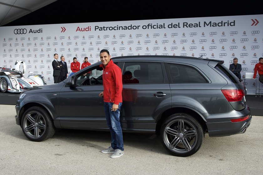 Piłkarze Realu Madryt dostali od sponsora wypasione fury marki Audi!