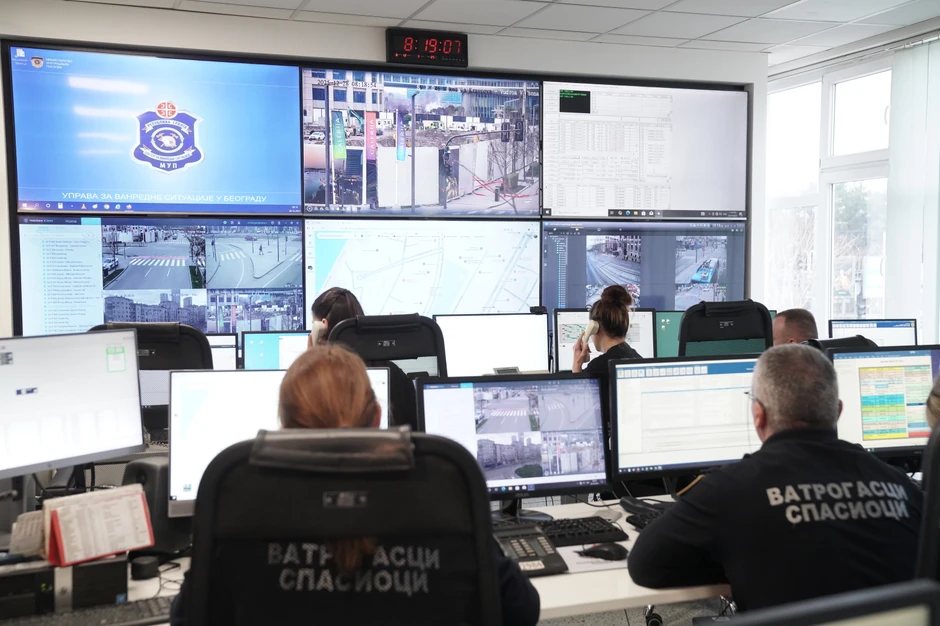 Uklanjanje bombe u Beogradu na vodi, MUP