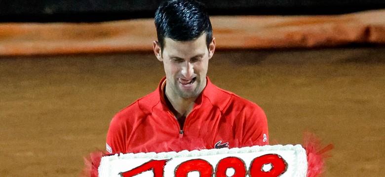 Tysięczne zwycięstwo Novaka Djokovica. Serb dostał... tort