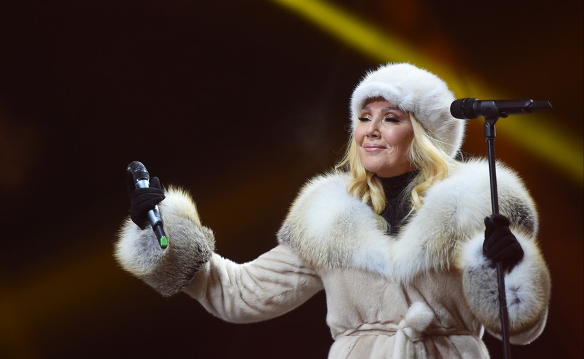 Lepa Brena čuvala poznatu pevačicu