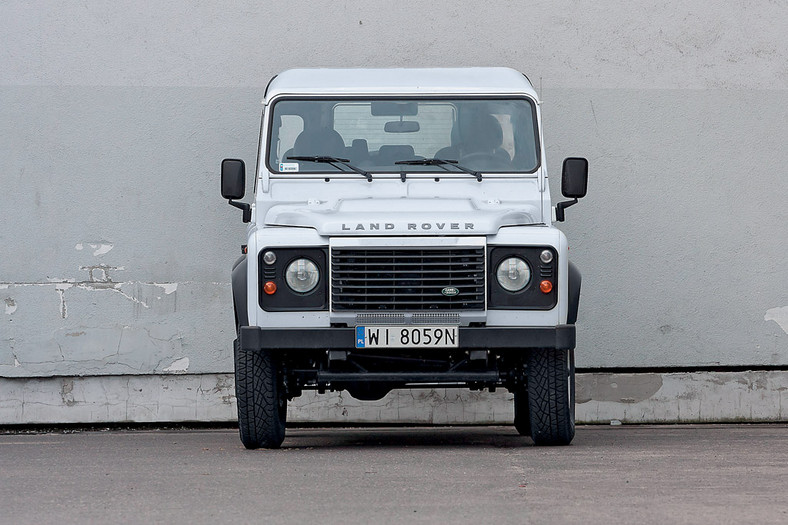 Mercedes G 350 kontra Land Rover Defender i Honker 2000: czy prawdziwe terenówki są na wymarciu?