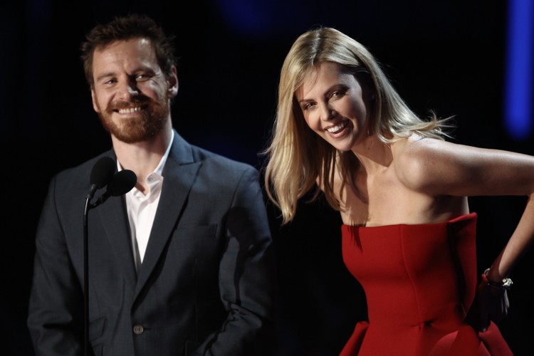 Michael Fassbender i Charlize Theron