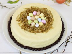 Słodycz warta zachodu: PRZEPIS na świąteczny sernik limonkowy w polewie z białej czekolady