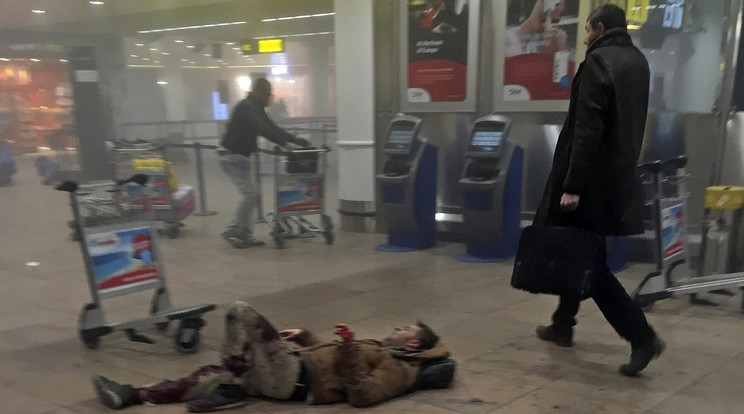 A metróban történt robbantásban két magyar is megsérült/Fotó - AP