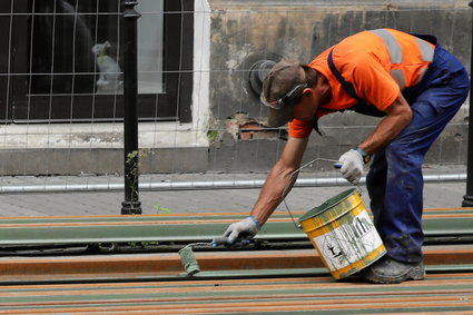 Rynek pracy ryzykiem dla budżetu. "Może pojawić się presja płacowa, a w ślad za nią obniżenie tempa wzrostu PKB"