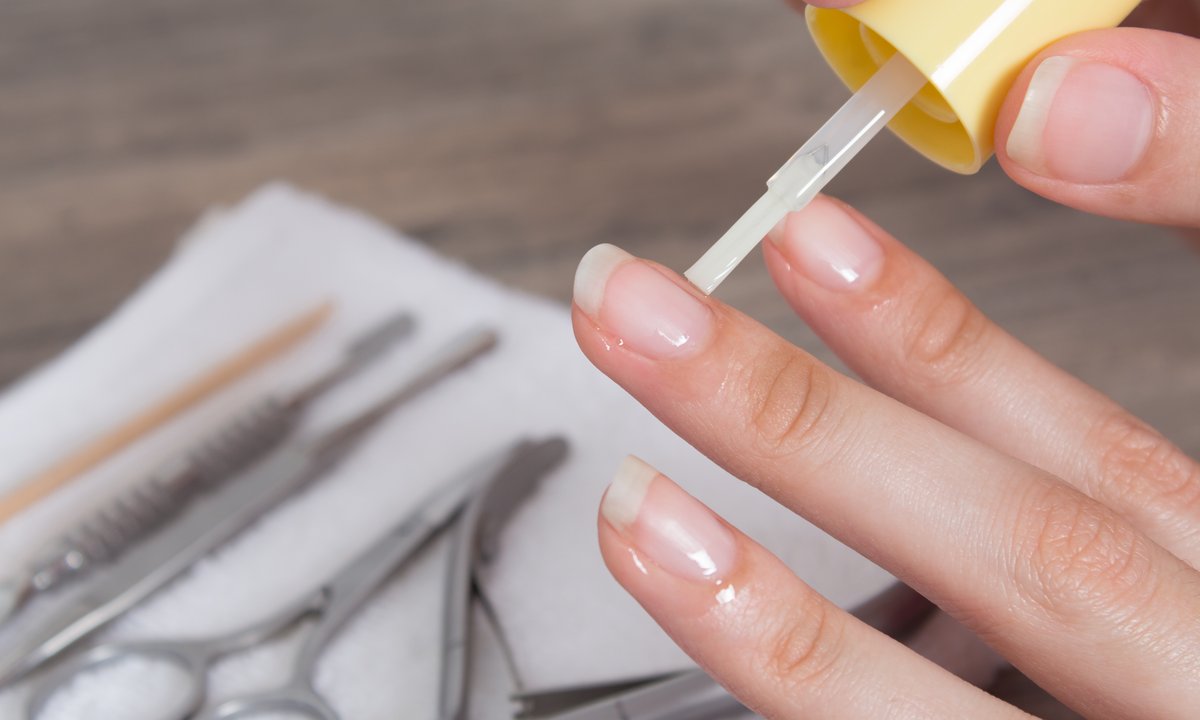 Odżywka do paznokci ekstremalnie zniszczonych z ceramidami