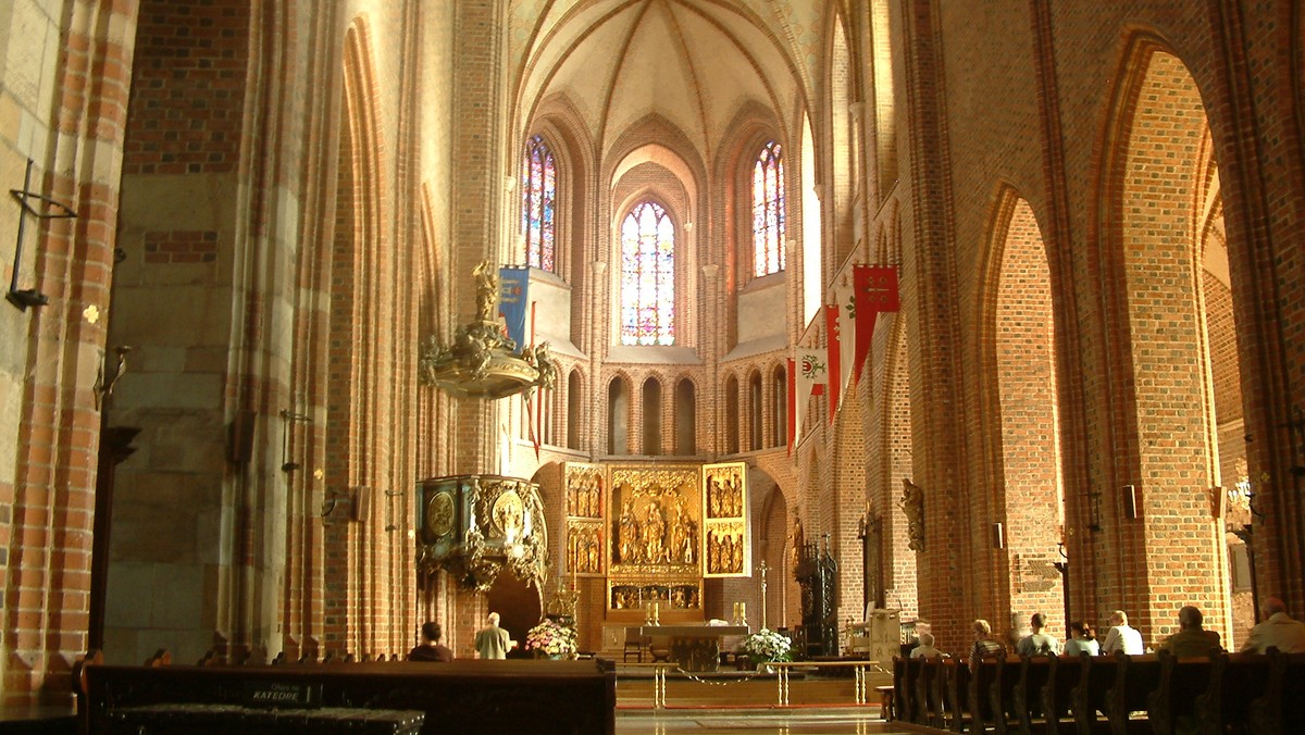 Z okazji jubileuszu 1050-lecia pierwszego na ziemiach polskich biskupstwa, papież Franciszek udzielił przywileju odpustu zupełnego wiernym nawiedzającym od dziś przez najbliższy rok katedrę poznańską. Centralne uroczystości odbędą się w czerwcu w Poznaniu.