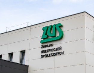Ulga w spłacie składek. ZUS oferuje pomoc dla firm poszkodowanych w powodzi