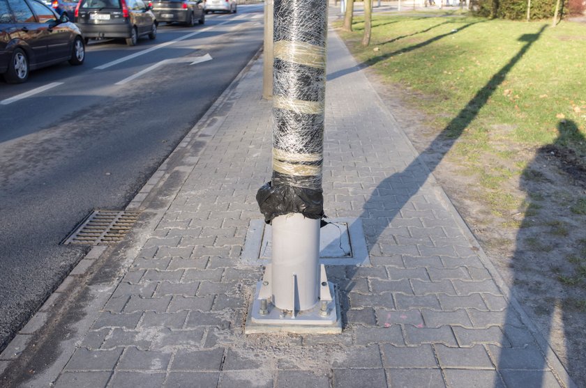 Zniknął słup ITS, który stał na środku chodnika