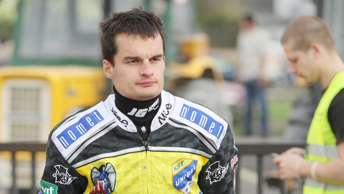 Organizatorzy drugiej rundy Speedway Grand Prix, która odbędzie się w Bydgoszczy, przyznali dziką kartę na te zawody. Pierwotnie miała ona powędrować do Tomasza Golloba, który zrezygnował z udziału w cyklu, jednak były mistrz świata nie przystał na ta propozycję, rezygnując z udziału w eliminacji mistrzostw świata w swoim rodzinnym mieście.