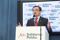 Ziobro twierdzi, że Kaczyński zawarł "cichą koalicję z PO"