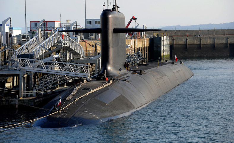 Atomowy okręt podwodny w bazie marynarki wojennej w Ile Longue w zachodniej Francji, 5 grudnia 2016 r.
