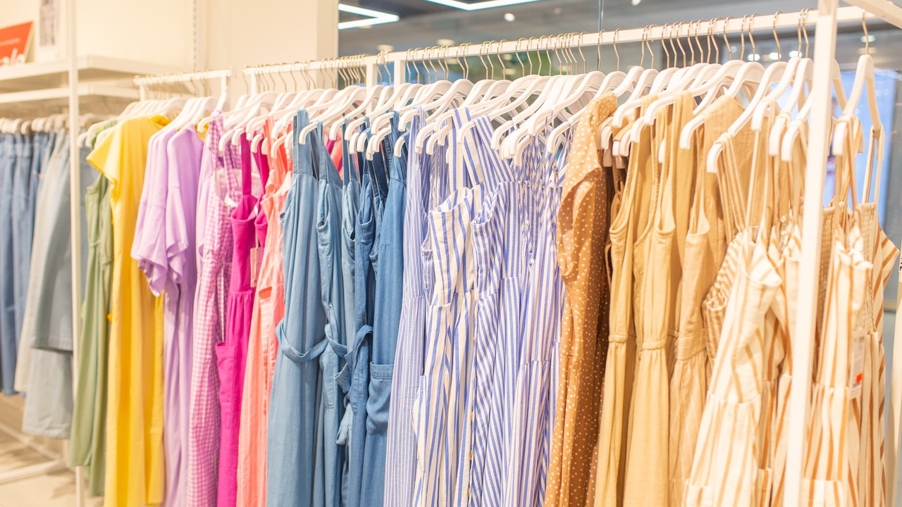 Masowe zwolnienia w jednej z największych sieci sklepów odzieżowych w Rosji