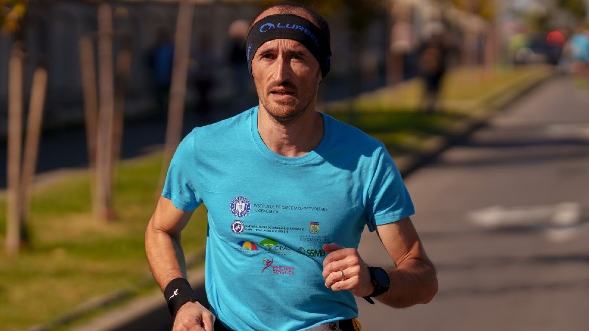 Ce a descoperit un programator român în propriul ADN după ce a alergat la „Run for Genomics”! Ce va face dacă câștigă din nou