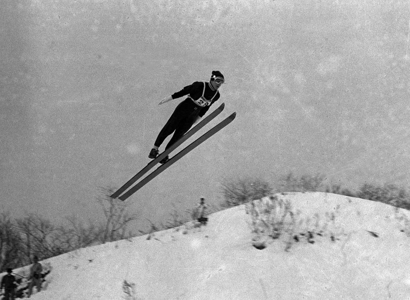 W 1972 roku podczas igrzysk w Sapporo Polak błysnął w pierwszym skoku, osiągając legendarne 111 metrów.