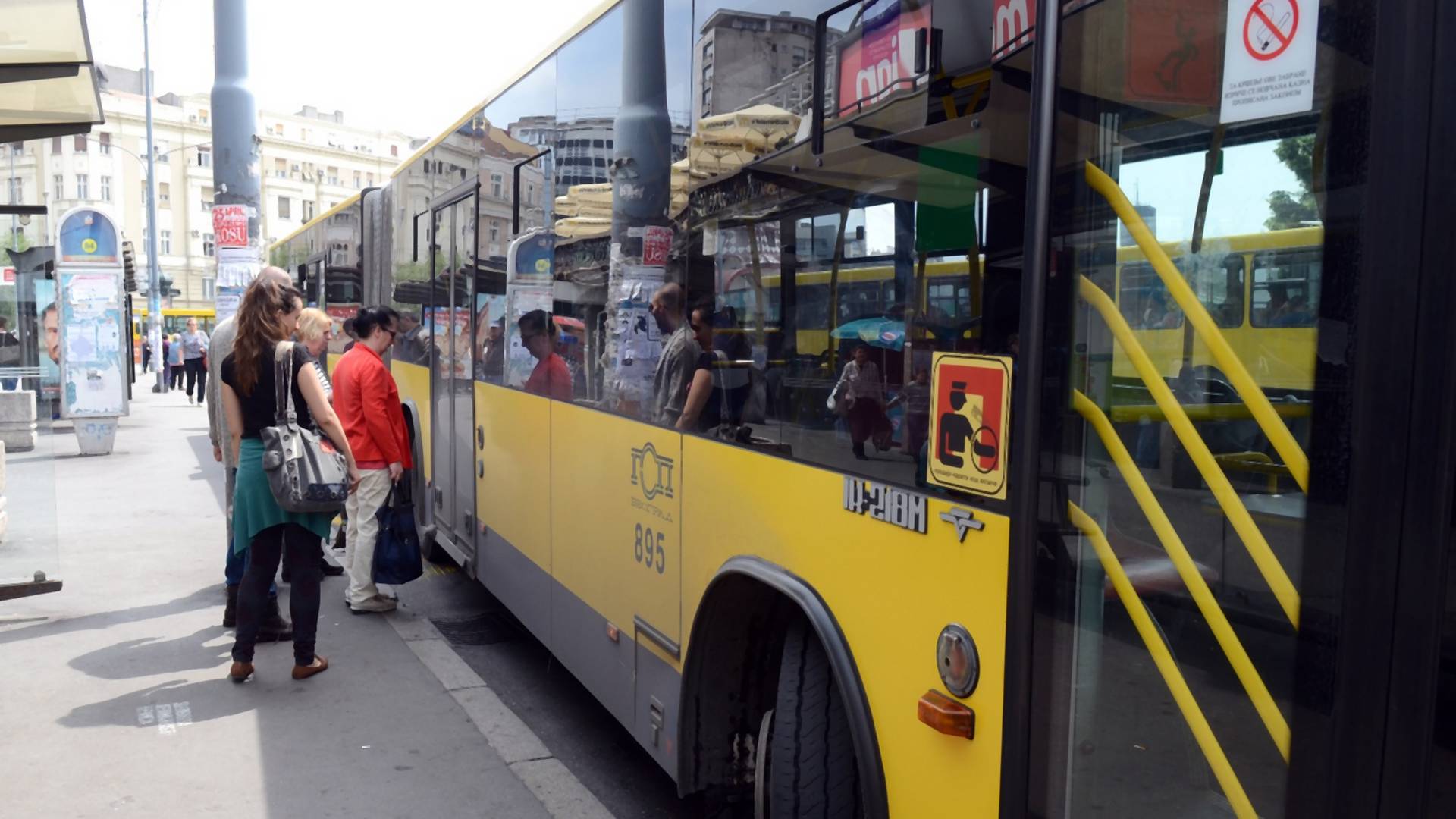 Vozač iz autobusa 74 postao je glavna faca gradskog prevoza iako se razlog nekima ne sviđa
