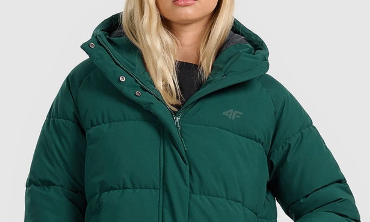 Polki masowo wykupują ten płaszcz z 4F. Przeceniony, ciepły i nie pogrubia. Trzy kolory!