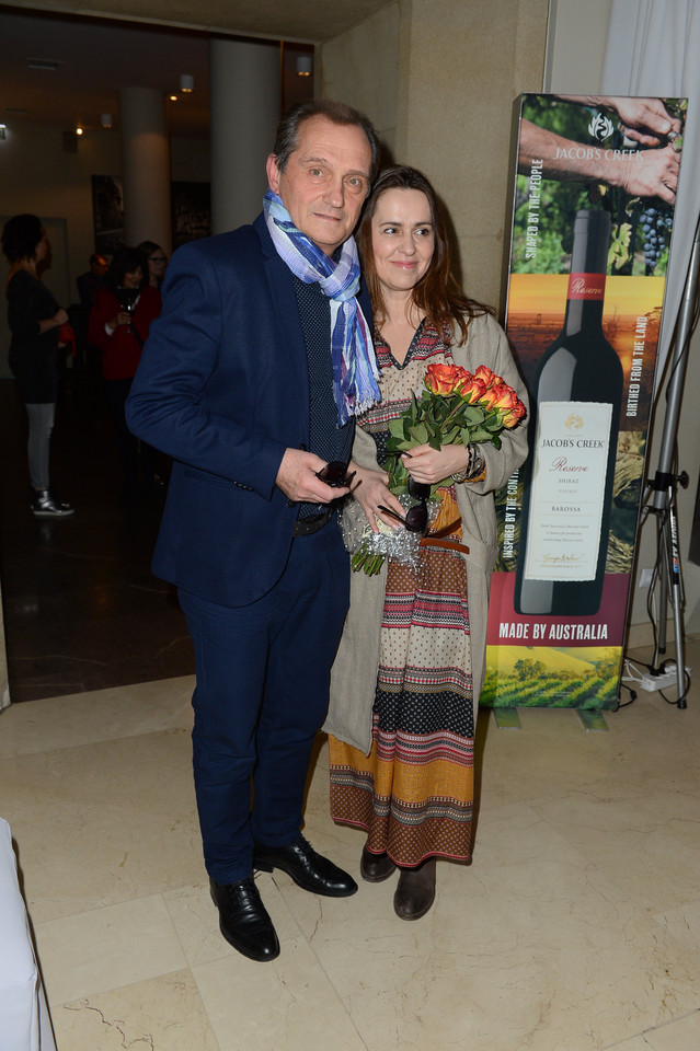 Wojciech Wysocki z żoną na premierze książki Piotra Gąsowskiego