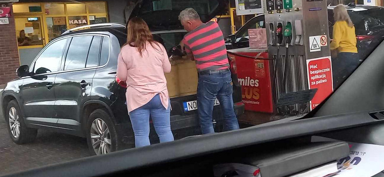 Słowacki najazd na polskie stacje paliw. "Cena w waszym kraju jest bajecznie tania. U nas jest drogo, a przecież też mamy wybory"