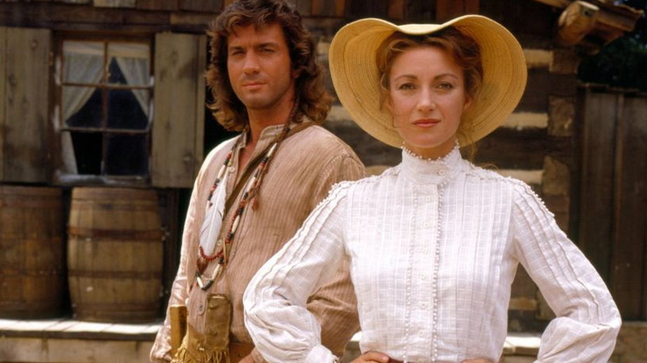 Jane Seymour i Joe Lando na planie serialu "Doktor Quinn"