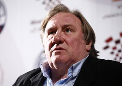 Gerard Depardieu broni Rosji: Amerykanie niszczą wszystkich