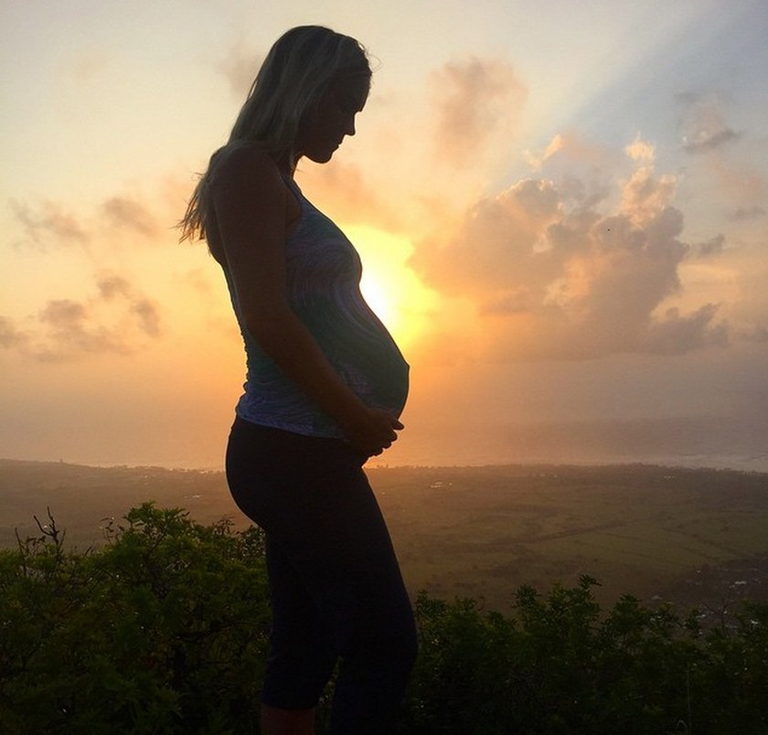 Bethany Hamilton pochwaliła się pięknym ciążowym brzuszkiem