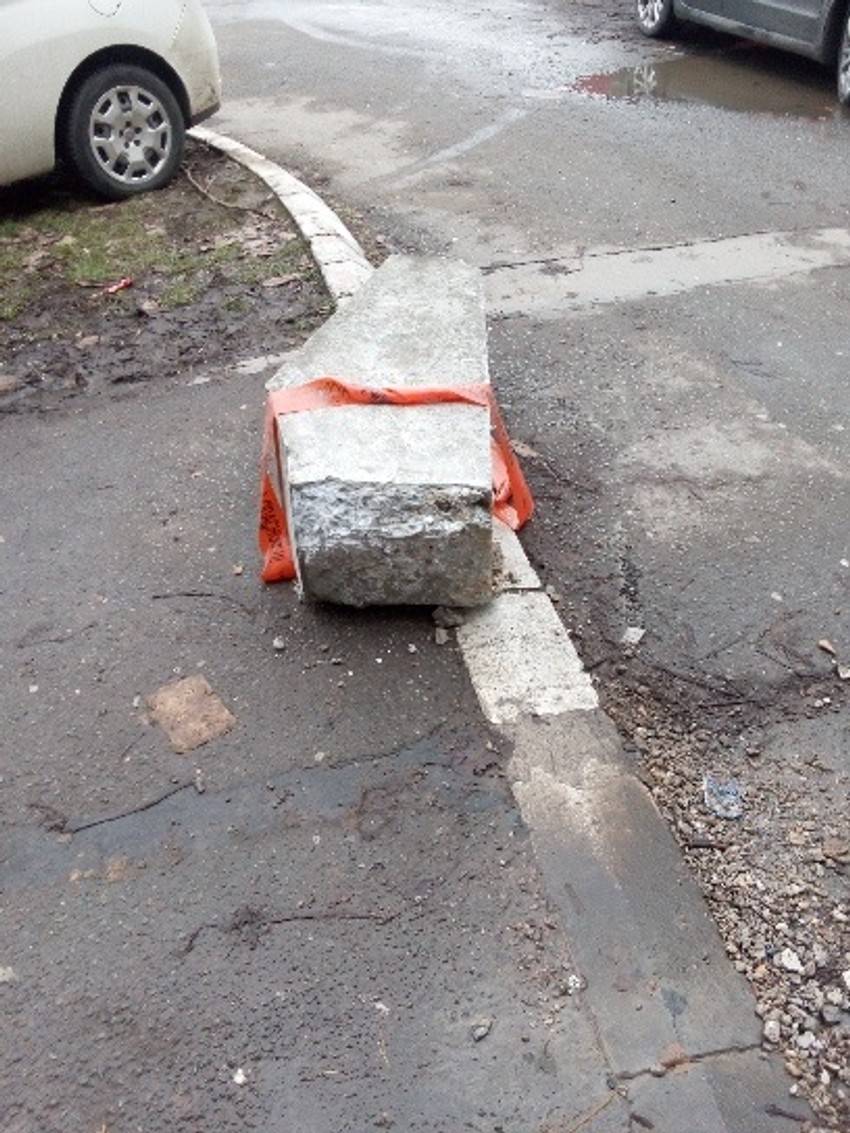 Betonski blok odvaljen sa pasarele u Bloku 63