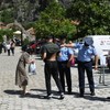 Kosovska policija pretresala vernike na ulazu u portu manastira Sveti Arhangeli 