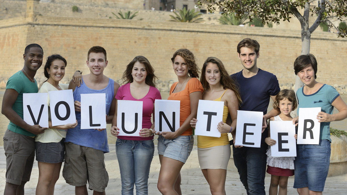 Celem Wolontariatu Koleżeńskiego jest wsparcie osób z autyzmem i zespołem Aspergera w nawiązywaniu kontaktów koleżeńskich. Zarówno biorący udział w programie uczestnicy, jak i wolontariusze mają szansę poznania kogoś o podobnych zainteresowaniach, poszerzenie kręgu znajomych i wspólne spędzenie wolnego czasu.