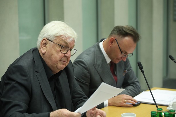 Marek Markiewicz i Mikołaj Pawlak podczas posiedzenia komisji śledczej ds. Pegasusa