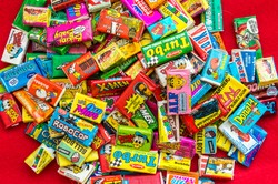 Quiz: słodycze PRL-u.  Jak dobrze pamiętasz te kultowe słodkości