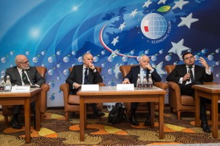 Prof. Kołodko: Nacjonalizm gospodarczy nie przyczyni się do konkurencyjności polskiej gospodarki