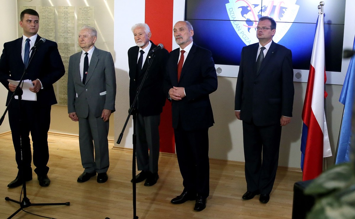 Antoni Macierewicz po spotkaniu z kombatantami