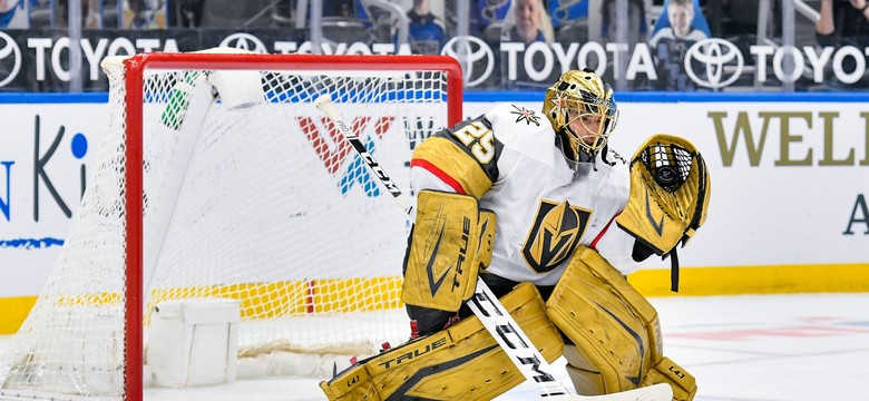 Fleury trzecim bramkarzem w historii NHL, który wygrał 500 meczów