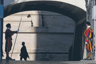 Tam, gdzie bankomaty mówią po łacinie