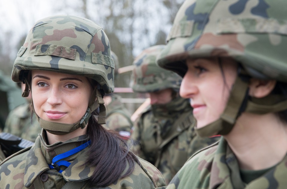 TARNOWSKIE GÓRY ARMIA WOJSKO ĆWICZENIA MOBILIZACYJNE (Rezerwistki podczas ćwiczeń)