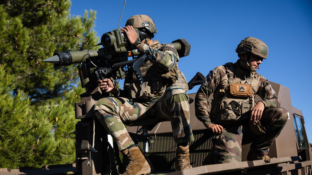 Francuski vojnici tokom vežbe na poligonu francuske DGA, 25. novembra 2025. godine