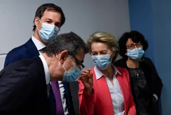 Poszukiwanie korespondencji von der Leyen z szefem Pfizera. "To nie do przyjęcia"