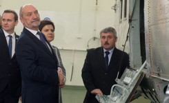 Macierewicz ogłasza: Co najmniej 50 - 70 helikopterów dla polskiej armii