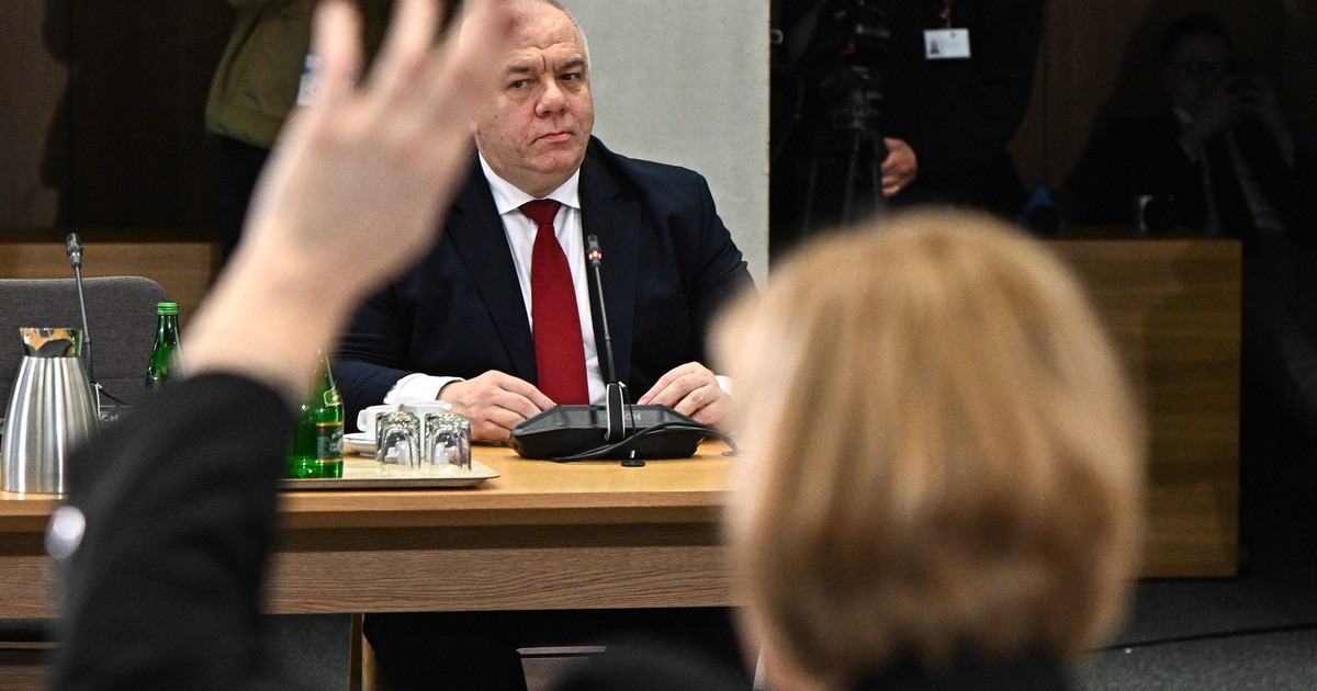 Przed komisją śledczą kluczowe zeznania. „Koniec z niepamięcią, będą konfrontacje”