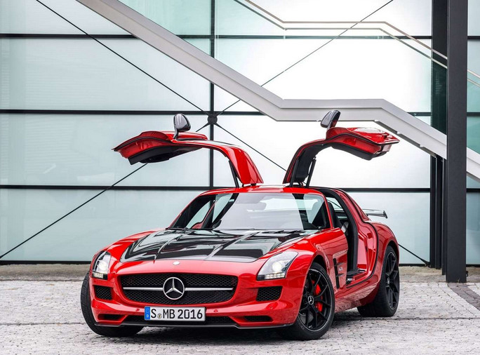 Mercedes SLS AMG