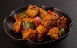 pyszny-obiad-na-niedziele-podajemy-przepis-ty-gotujesz-soczysty-kurczak-jalfrezi