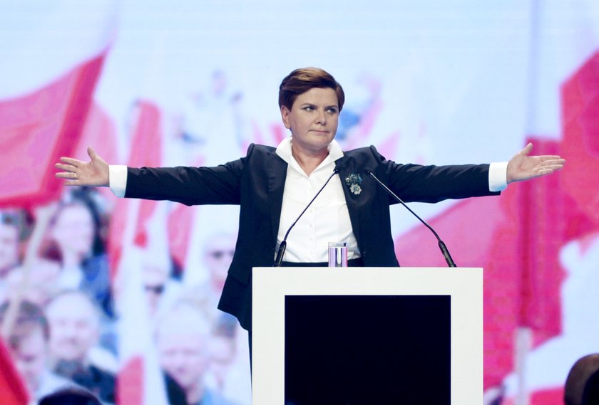 Szydło: Ewa Kopacz jest samotna