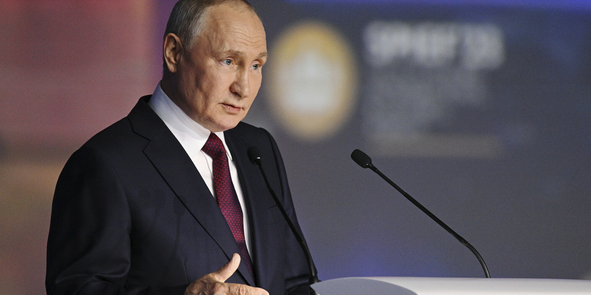 Władimir Putin na Forum Ekonomicznym w Petersburgu