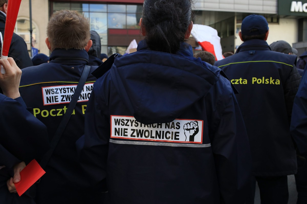 Listonosze będą zwalniani