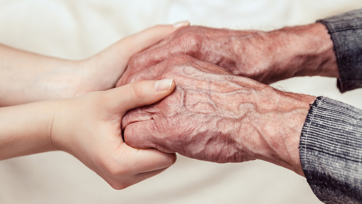 Człowiek nie może żyć dłużej niż 115 lat, są granice ludzkiej długowieczności – twierdzą badacze amerykańscy na łamach "Nature" powołując się na dane Human Mortality Database, obejmujące Francję, Japonię, Wielka Brytanie i USA.