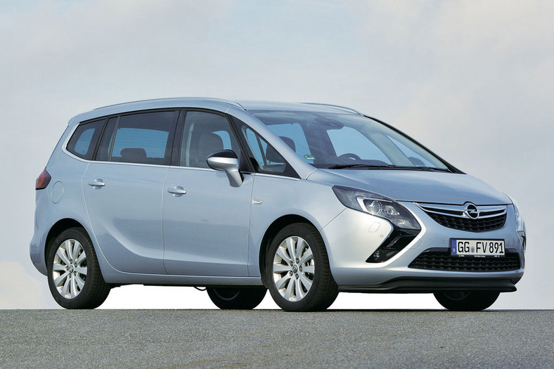 Opel Zafira 2.0 CDTI - wszechstronny ekspres rodzinny