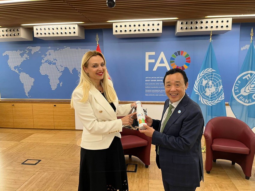 Jelena Tanasković i Qu Dongyu