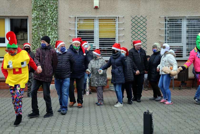 Mikołaje przynieśli radość i prezenty