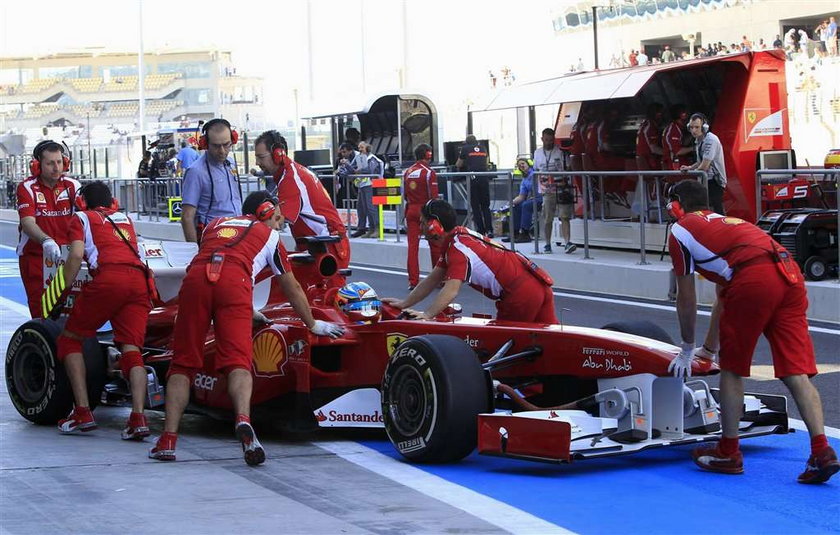 Włoskie Ferrari tworzy specjalną grupę, która będzie pomagała wrócić Robertowi Kubicy do zdrowia